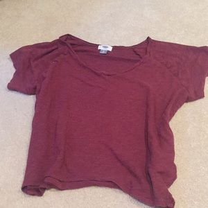 maroon tee